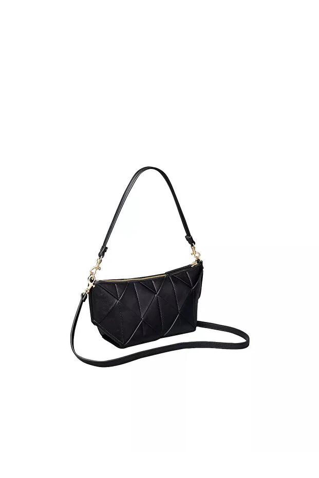 کیف دوشی زنانه Calvin Klein مدل CK Monogram - تصویر 4