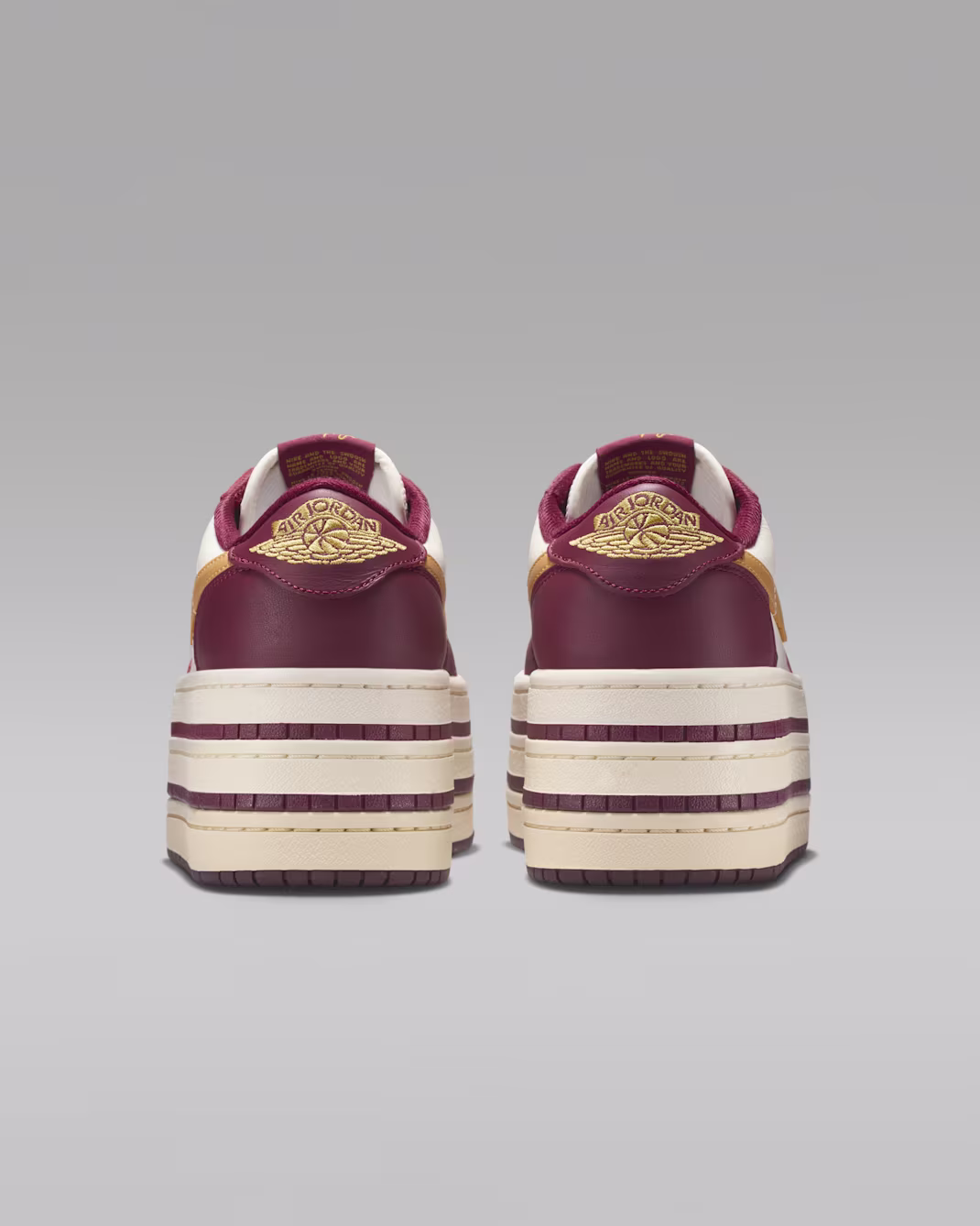کتانی زنانه Air Jordan 1 Triple Stack - تصویر 9