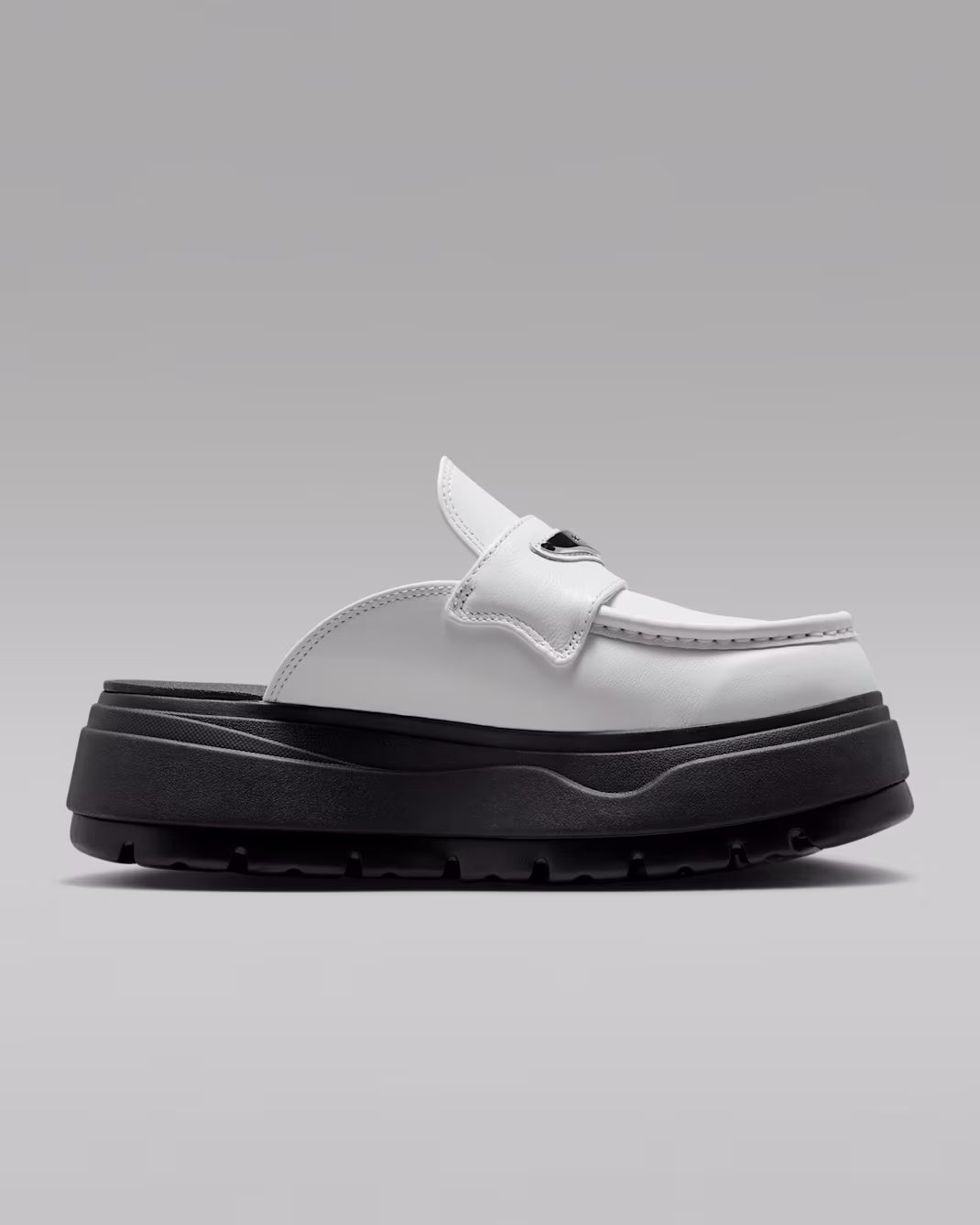 لوفر پشتباز زنانه Air Jordan Mule - تصویر 4