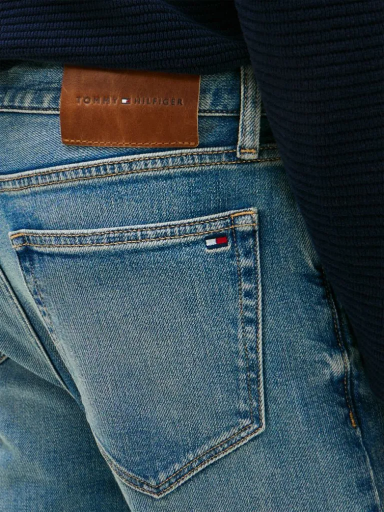 شلوار جین مردانه تامی هیلفیگر مدل Denton Straight Fit Washed Jeans - تصویر 3