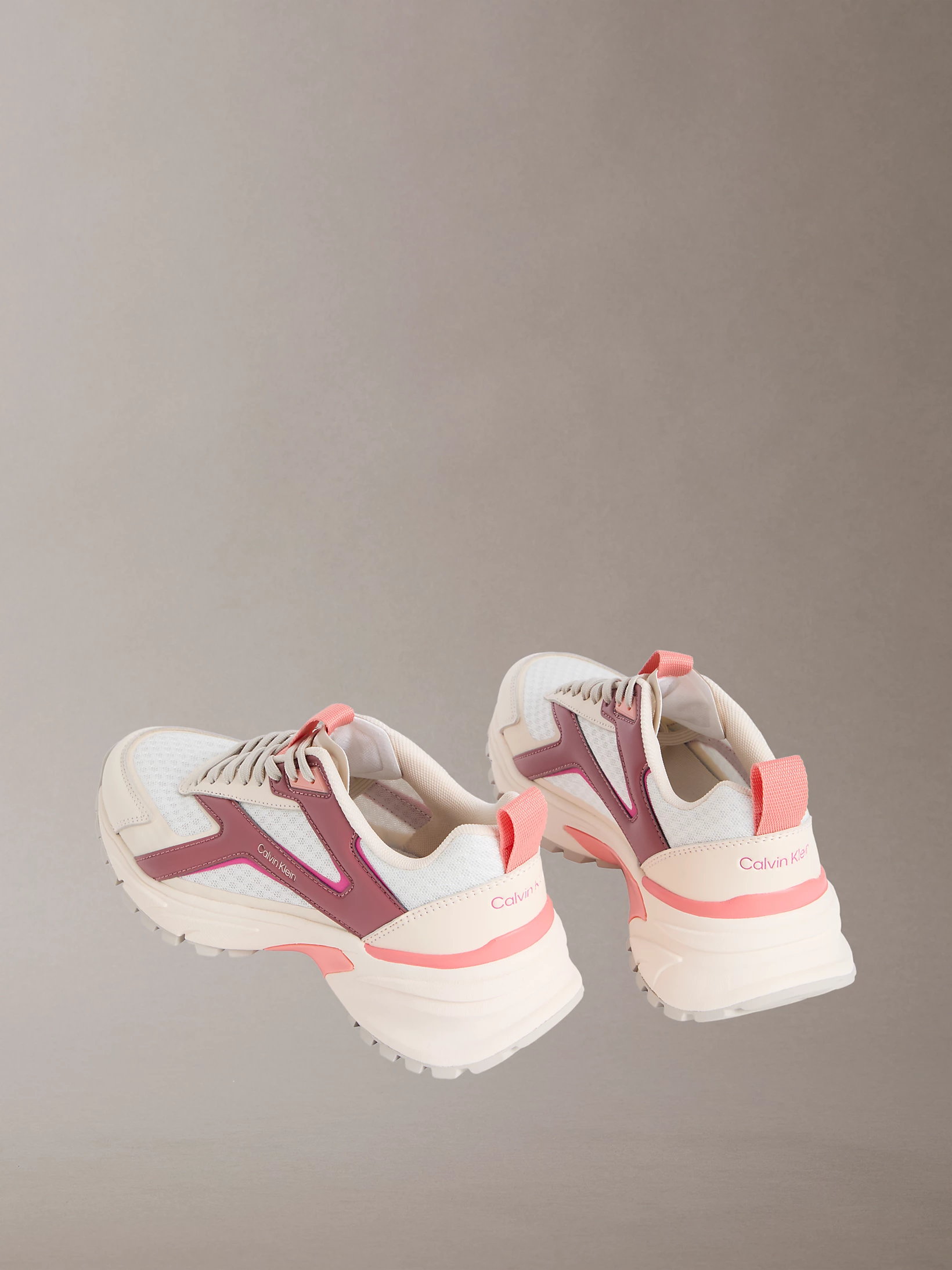 کتانی زنانه Calvin Klein Trailblazer Mesh Mix Runner - تصویر 3