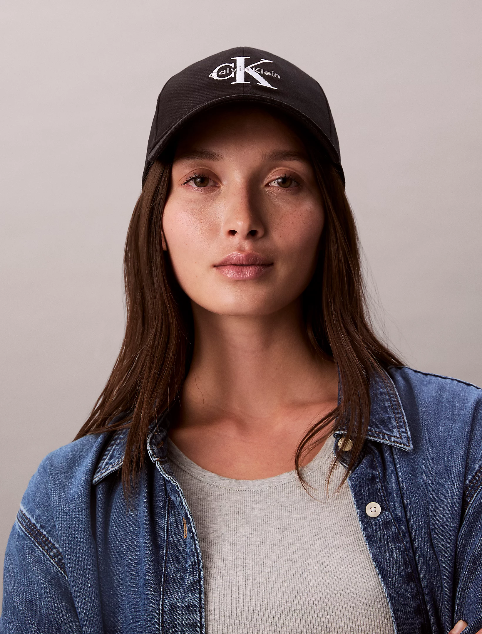 کلاه کپ زنانه Calvin Klein Cotton Twill Logo Cap - تصویر 4