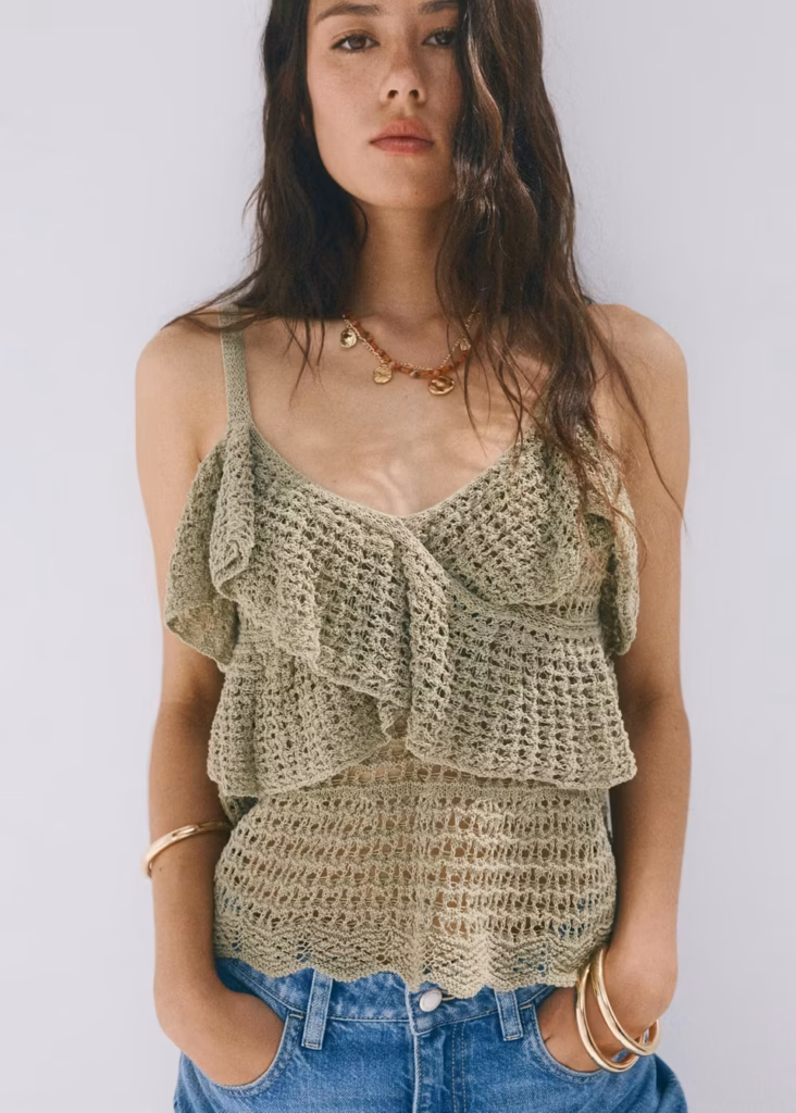 تاپ قلاب‌بافی چین‌دار Mango Ruffled Crocheted Top