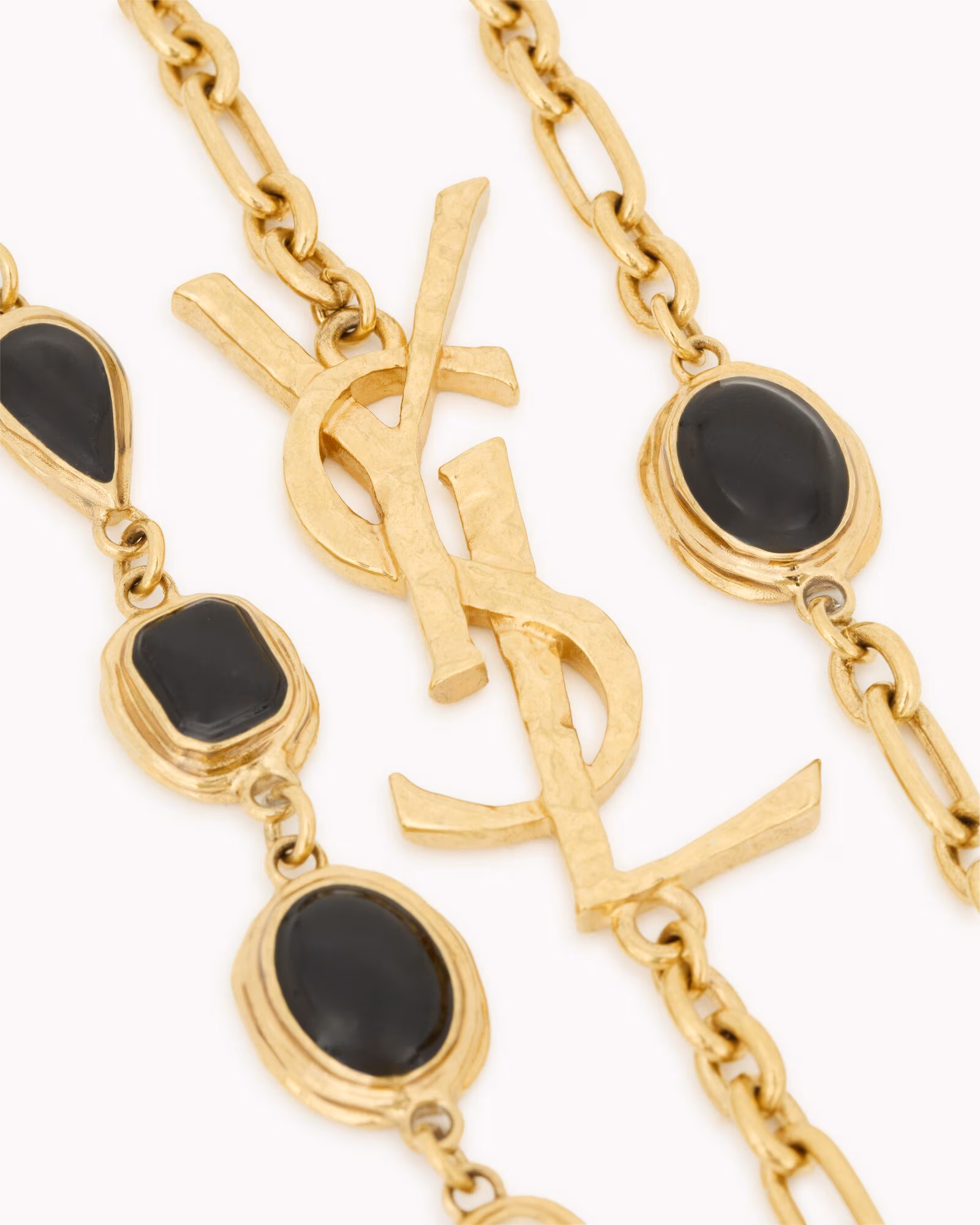 گردنبند زنانه Saint Laurent مدل CASSANDRE Chain Necklace مشکی، سفید و طلایی - تصویر 2