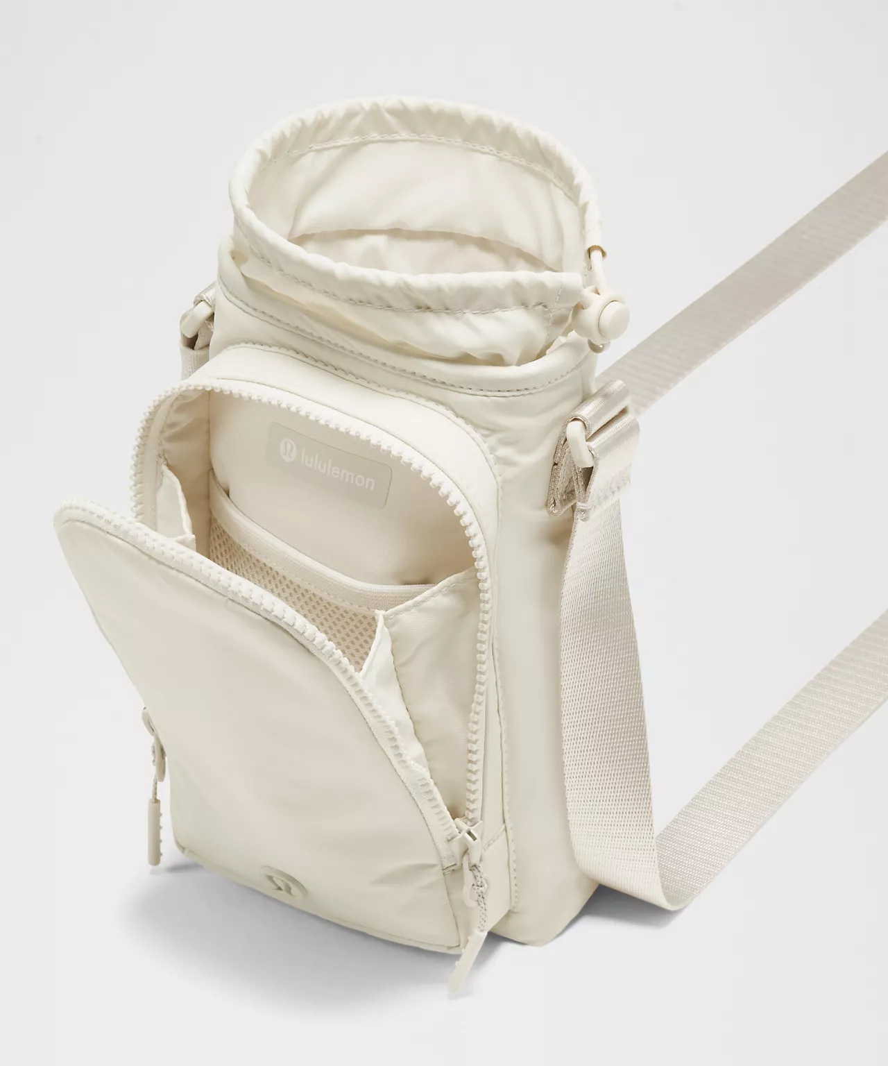 کیف قمقمه Lululemon Water Bottle Crossbody with Front Pocket 2L - تصویر 4