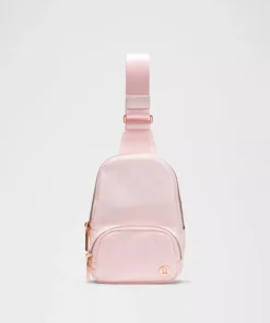 کیف Lululemon Everywhere Sling