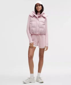 Alternative view of وست پر زنانه Lululemon Wunder Puff 600-Down-Fill Cropped