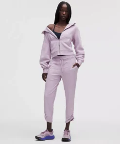 شلوار کراپ زنانه Lululemon Dance Studio