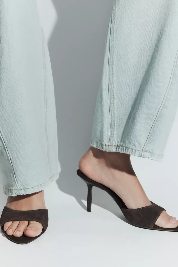 صندل جیر زنانه زارا مدل Split Suede Heeled