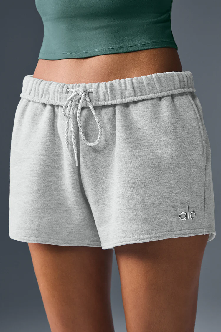شلوارک راحتی زنانه Alo Yoga Accolade Short - تصویر 5